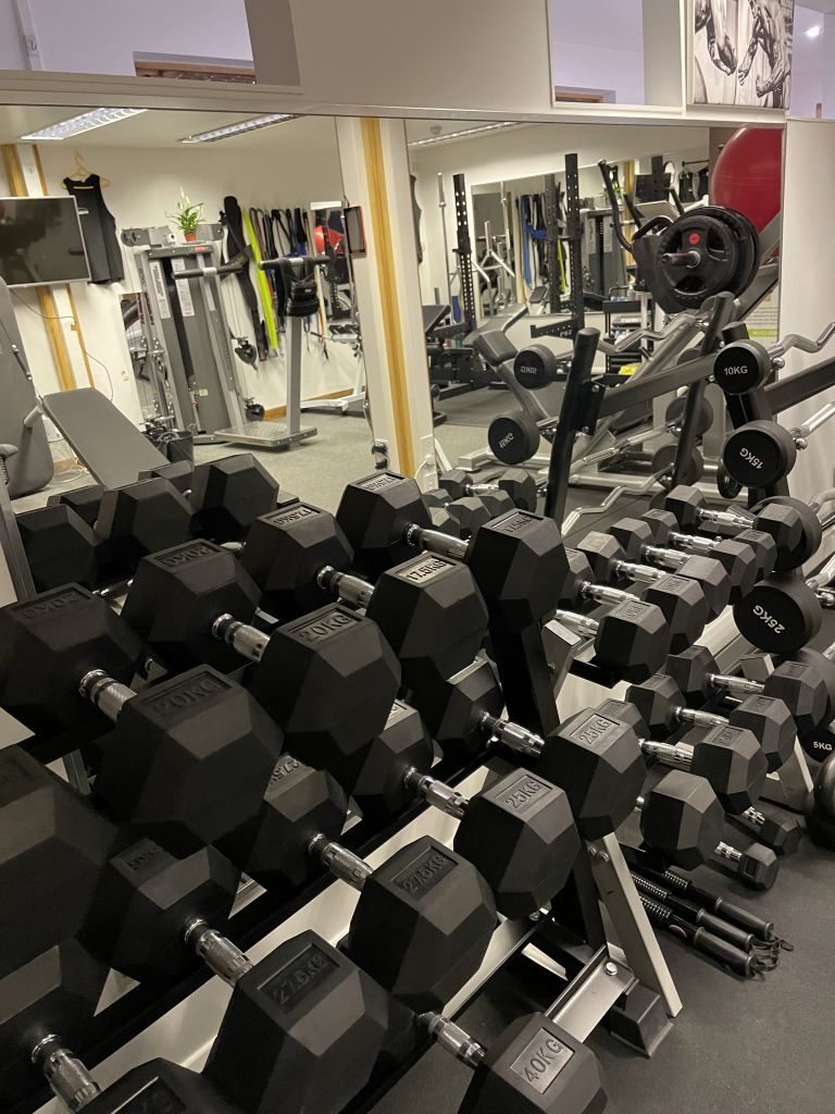 PT studio Scarcroft — new studio mirrors