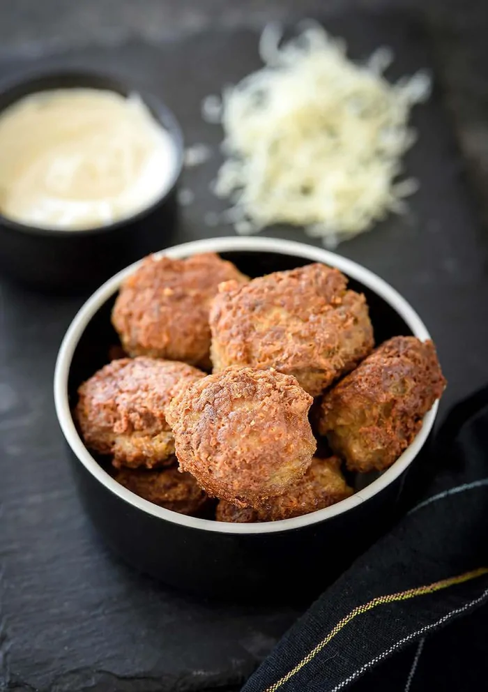 Piemento Cheese Meatballs — keto recipe